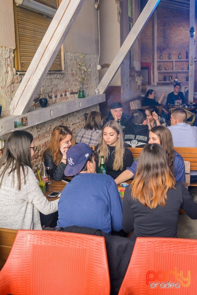 Vineri seara la Bodega, Bodega