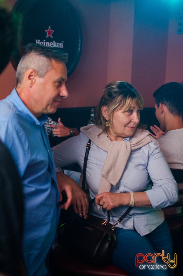 Vineri seara la Edison Pub, 