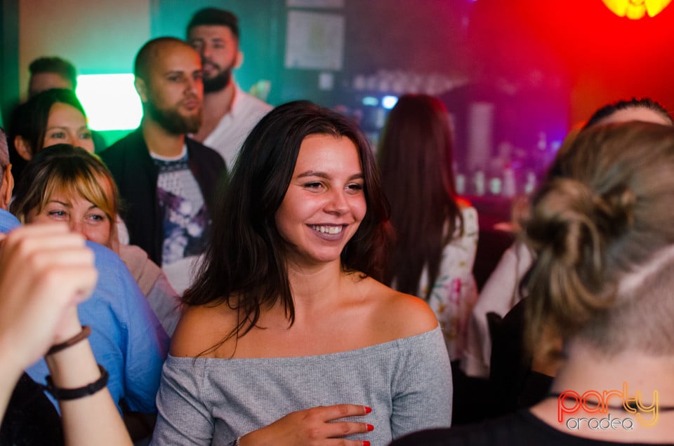 Vineri seara la Edison Pub, 