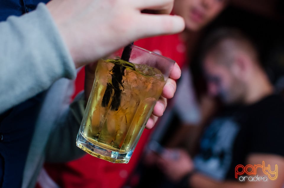 Vineri seara la Edison Pub, 