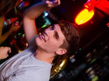 Vineri seara la Edison Pub
