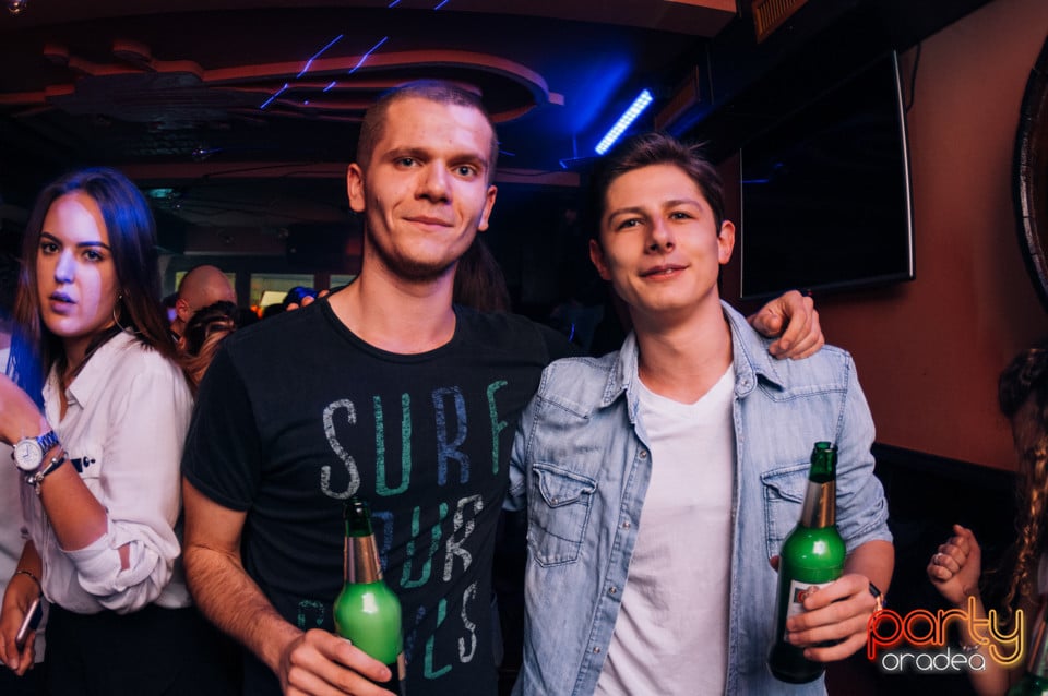 Vineri seara la Edison Pub, 
