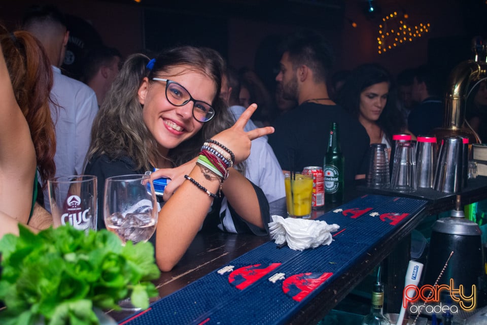 Vineri seara la Edison Pub, 