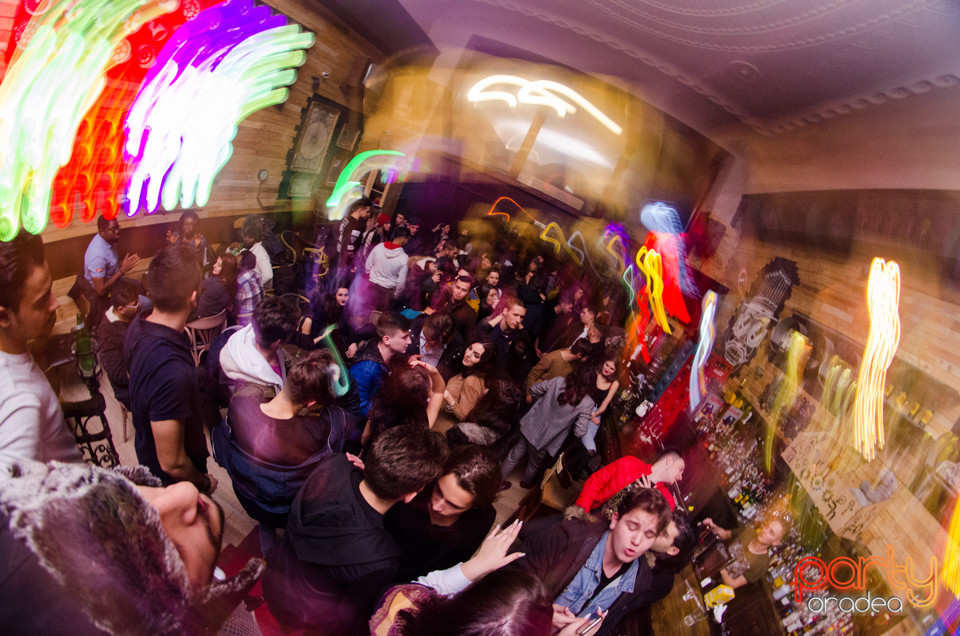 Vineri seara la Steam Bar, 