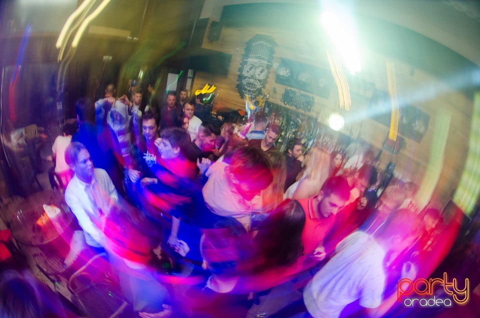 Vineri seara la Steam Bar, 