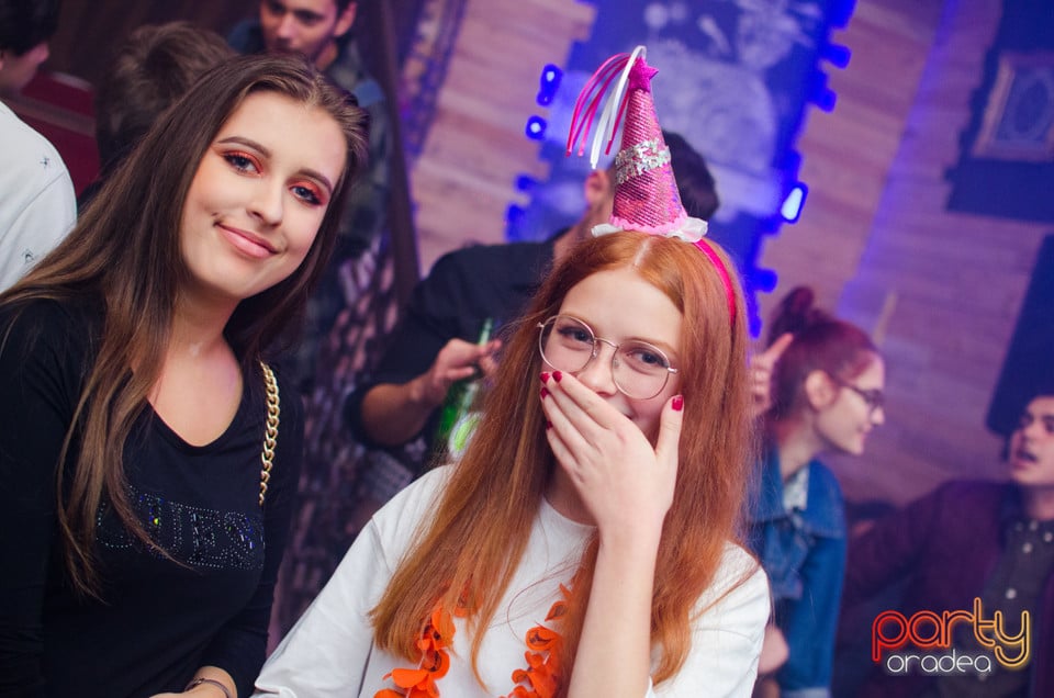 Vineri seara la Steam Bar, 