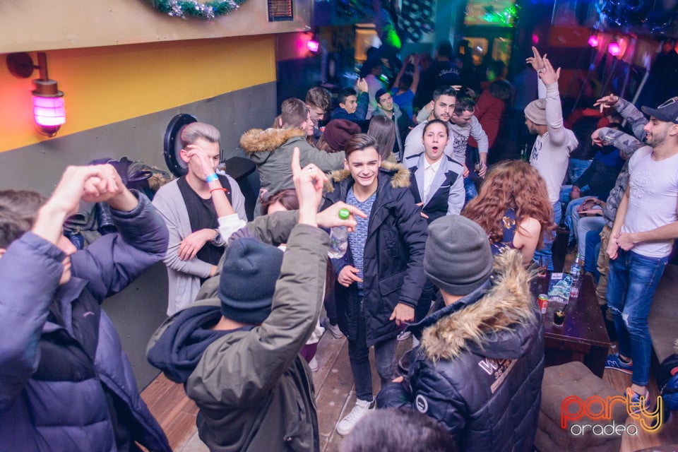 Vineri seara la Yellow, 