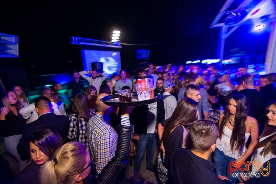 Vineri seara @ Rivo Summer Club, Hanul Pescarilor