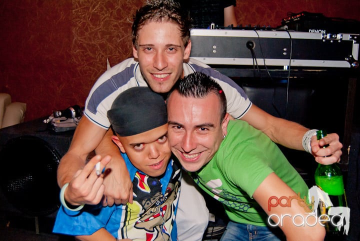 Vodka Party în Club Seven, 