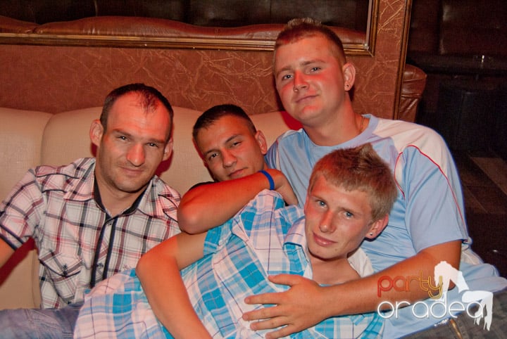 Vodka Party în Club Seven, 