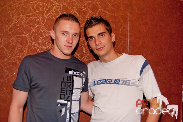 Vodka Party în Club Seven, 