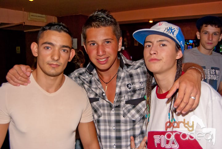 Vodka Party în Club Seven, 