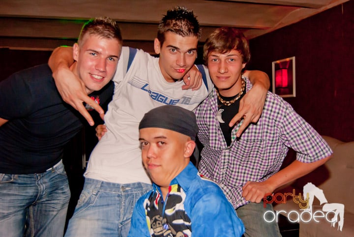 Vodka Party în Club Seven, 