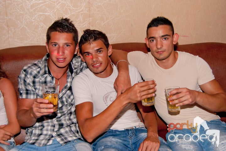Vodka Party în Club Seven, 