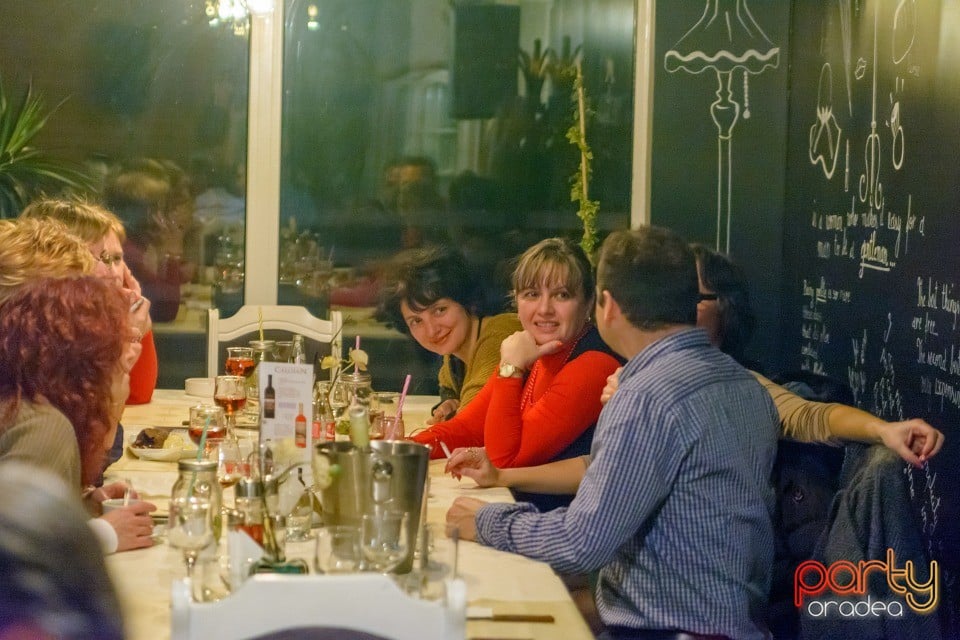 Voice & Piano Night, Vine Summer Garden & Grill