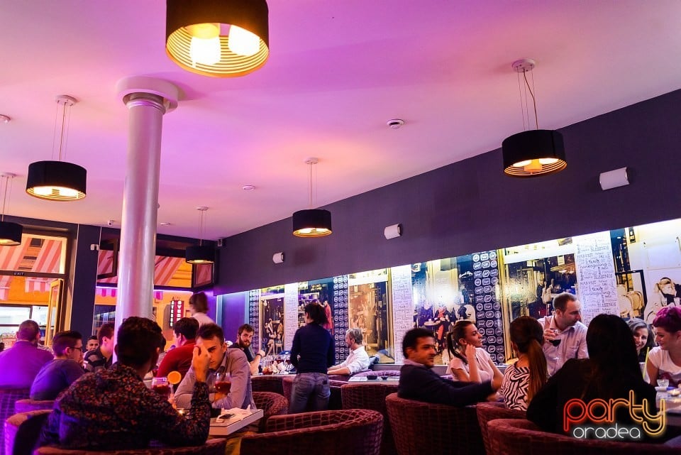 Voie bună în Blanc Coffee, 