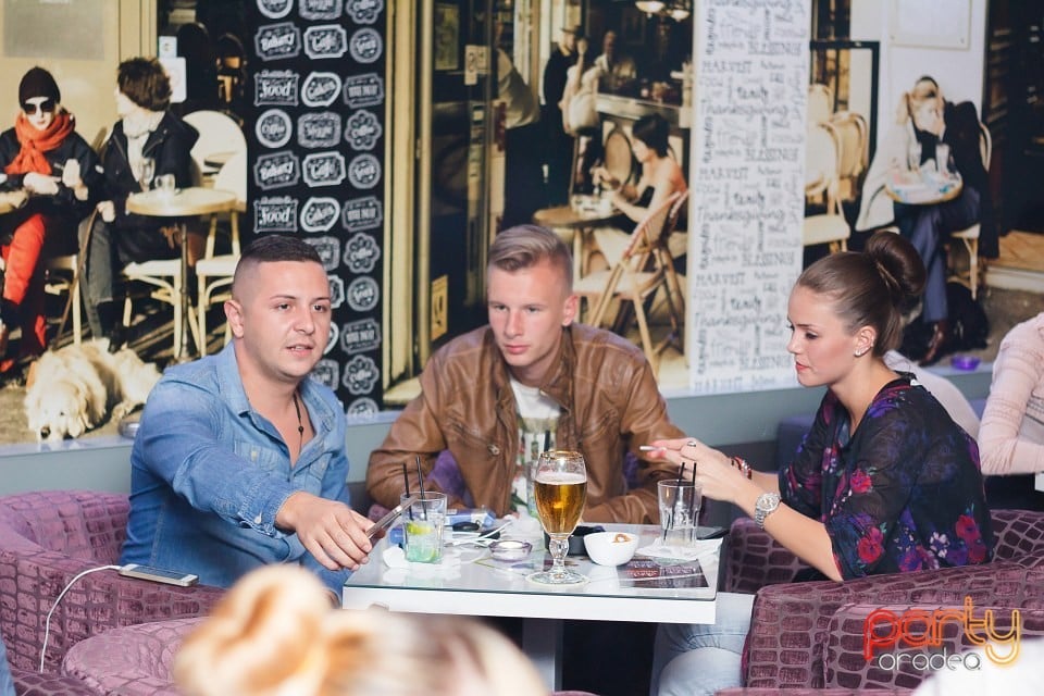 Voie bună în Blanc Coffee, 