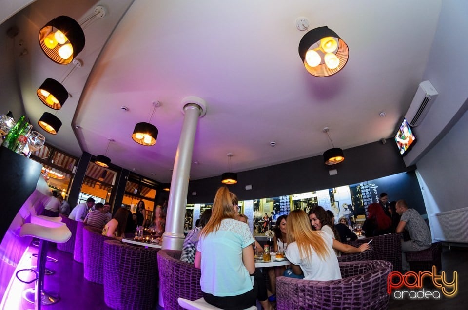 Voie bună în Blanc Coffee, 