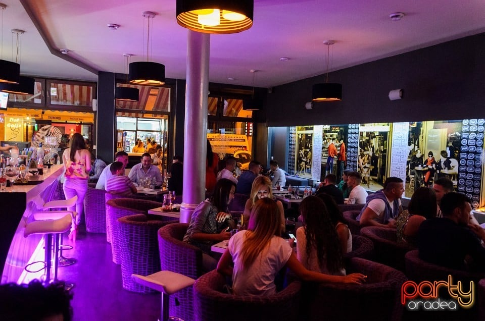 Voie bună în Blanc Coffee, 