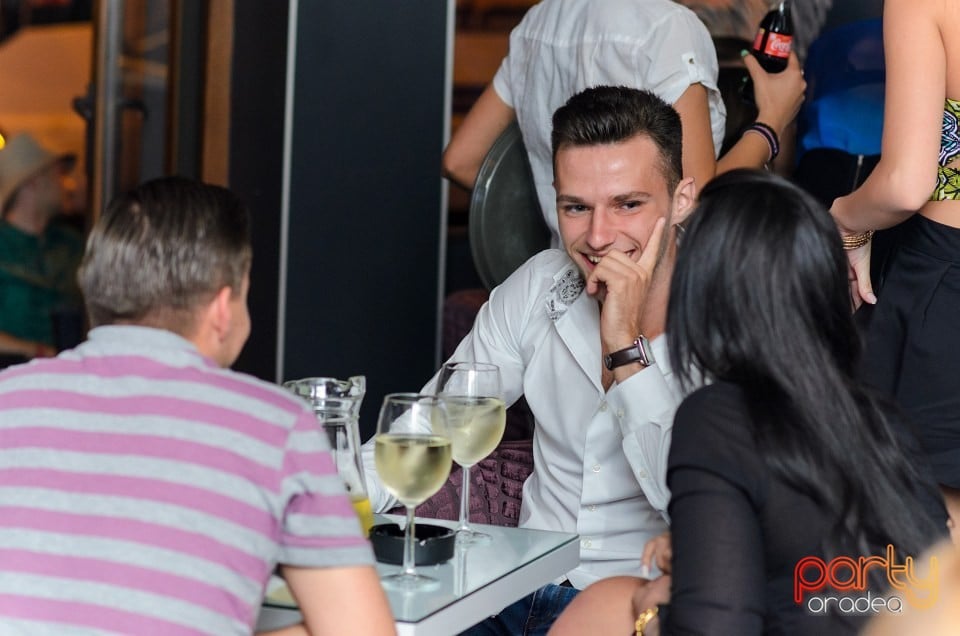 Voie bună în Blanc Coffee, 