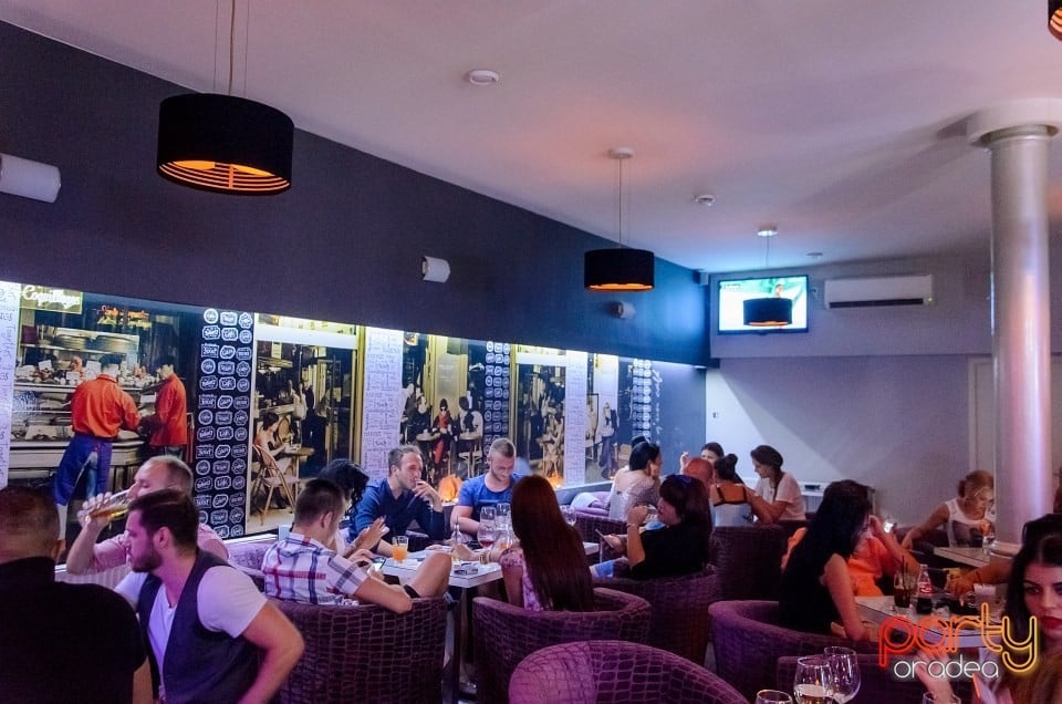 Voie bună în Blanc Coffee, 