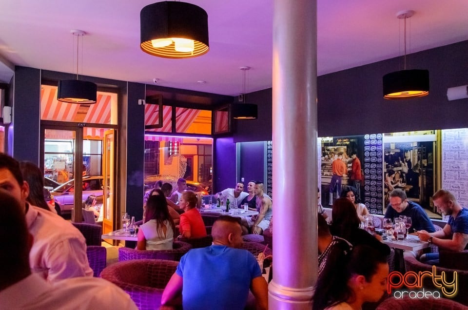 Voie bună în Blanc Coffee, 