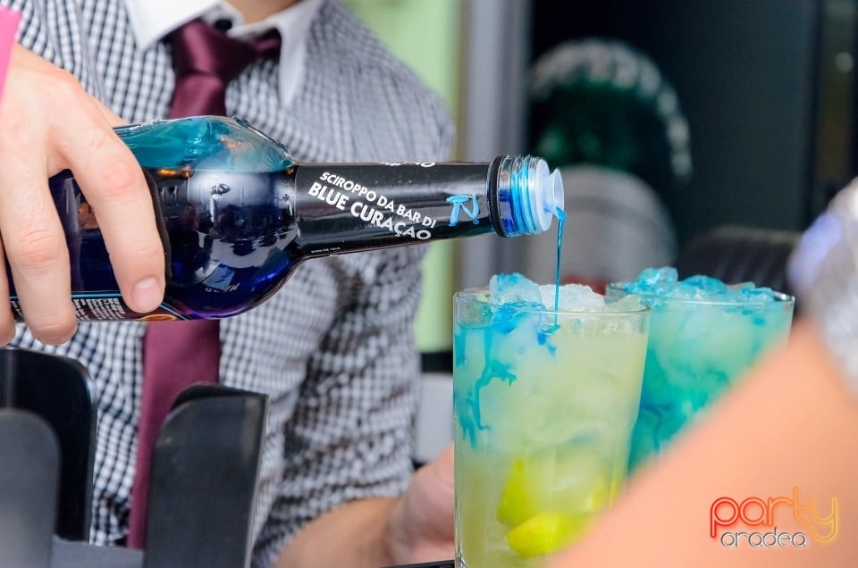 Voie bună în Blanc Coffee, 