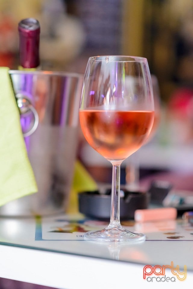 Voie bună în Blanc Coffee, 