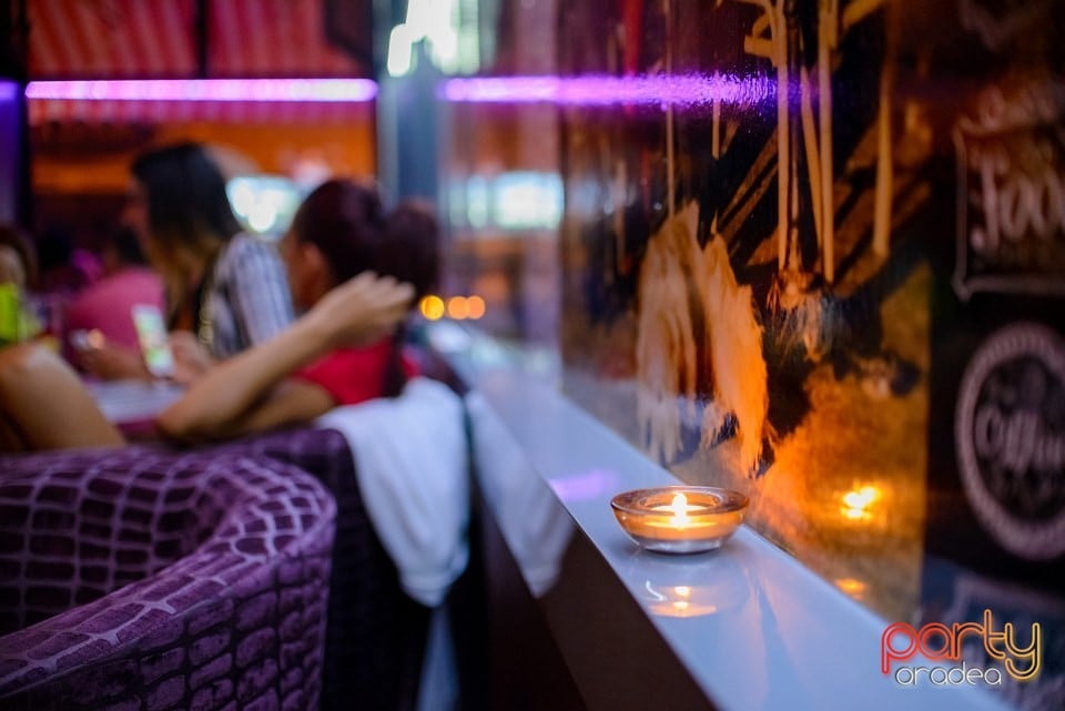 Voie bună în Blanc Coffee, 