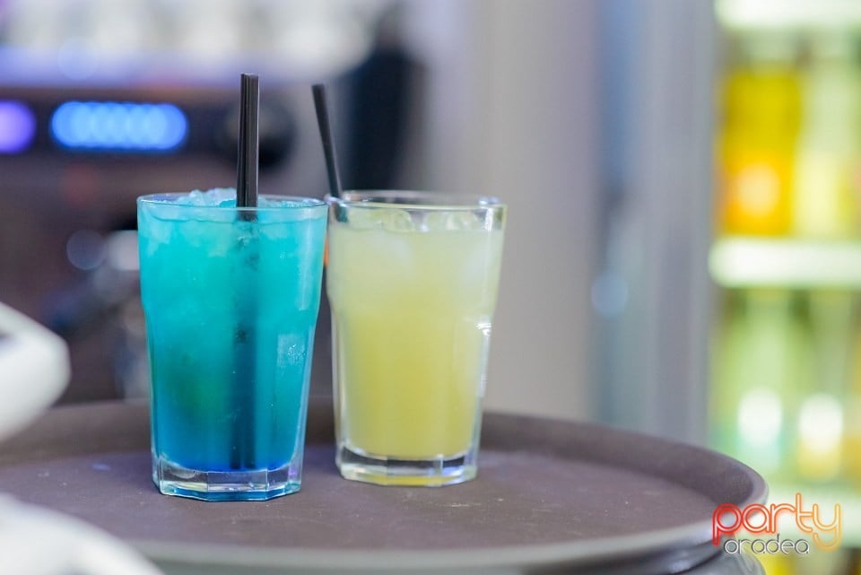 Voie bună în Blanc Coffee, 