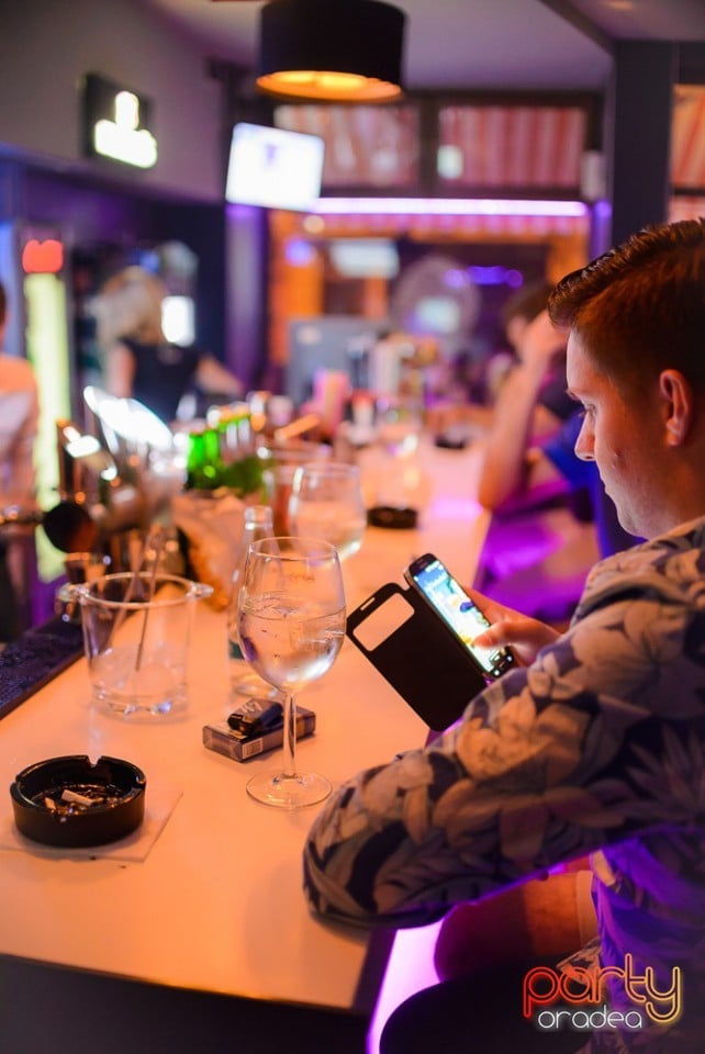 Voie bună în Blanc Coffee, 