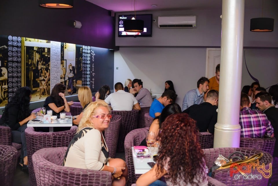 Voie bună în Blanc Coffee, 