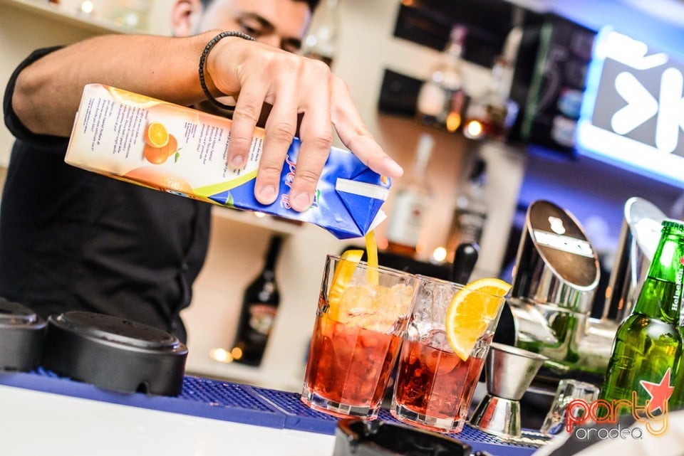 Voie bună în Blanc Coffee, 