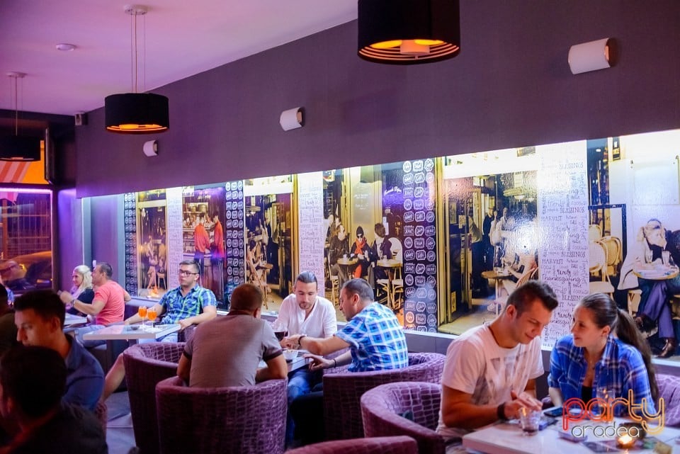 Voie bună în Blanc Coffee, 