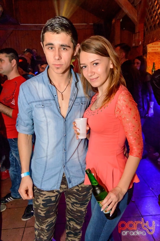 Voie bună în Disco Faház,