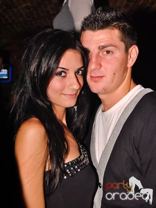 Voie bună în Escape Club, 