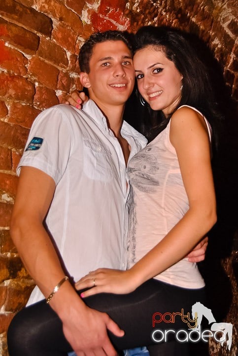 Voie bună în Escape Club, 