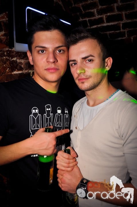 Voie bună în Escape, 