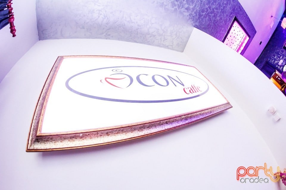 Voie bună în Icon Caffe, Icon Caffe