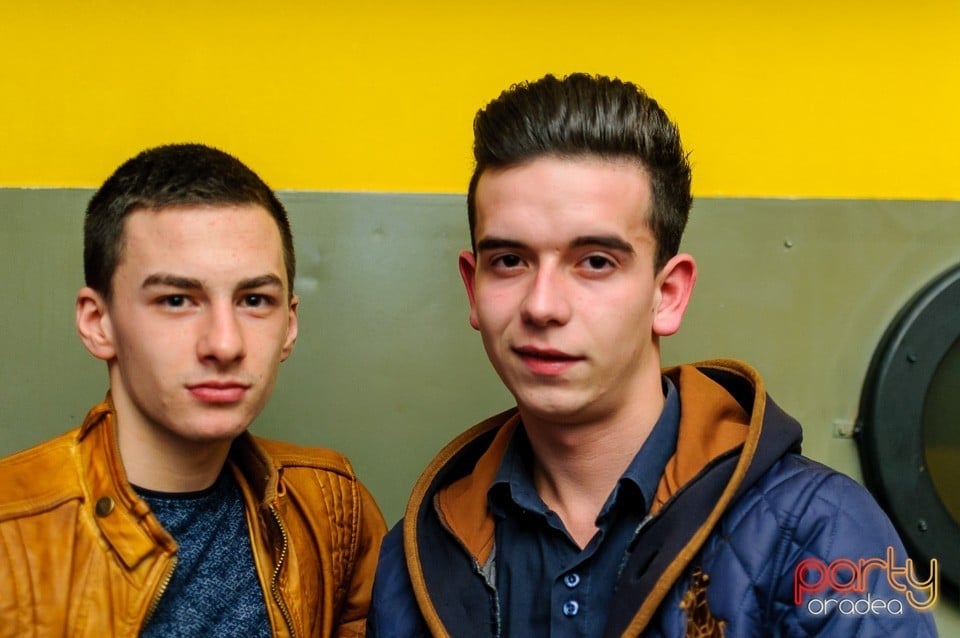 Voie bună în Yellow, 