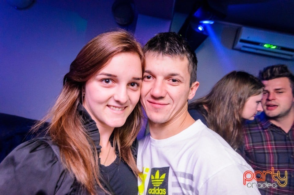 Voie bună în Zona Club, 