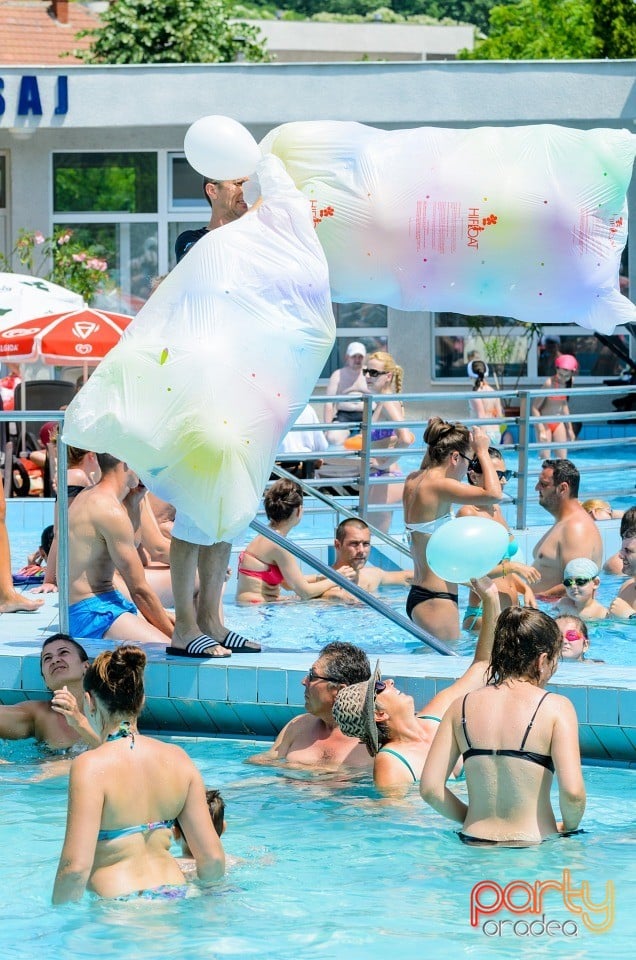 Voie bună la Hotel Internaţional, Hotel Internaţional