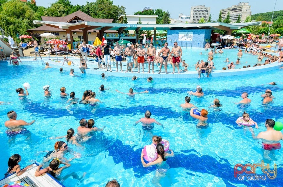 Voie bună la Hotel Internaţional, Hotel Internaţional