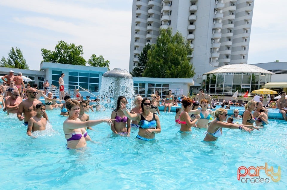 Voie bună la Hotel Internaţional, Hotel Internaţional