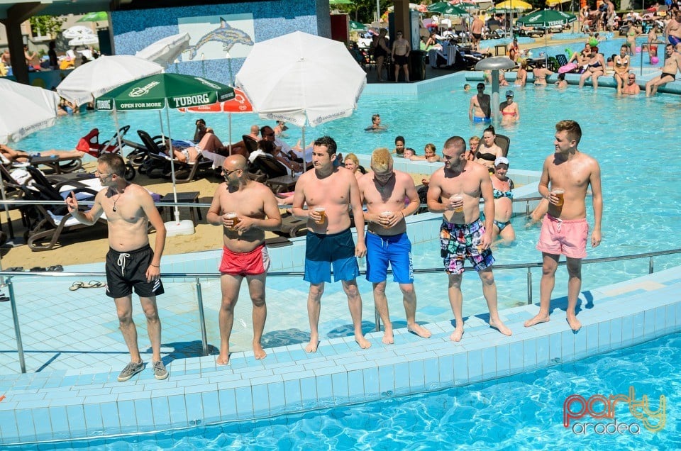 Voie bună la Hotel Internaţional, Hotel Internaţional