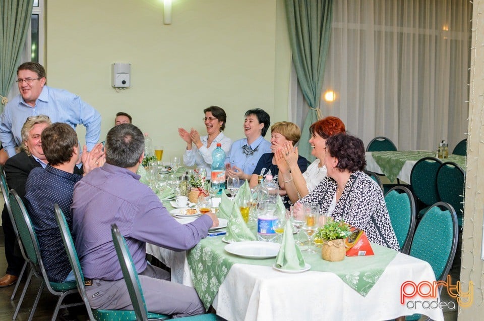 Voie bună la Hotel Nufărul, Hotel Nufărul