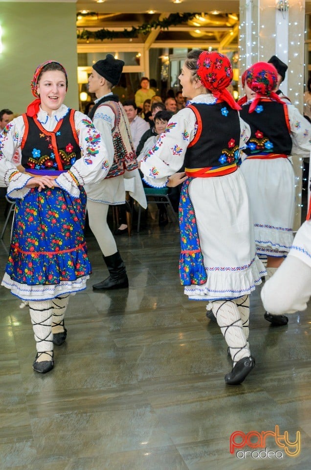 Voie bună la Hotel Nufărul, Hotel Nufărul