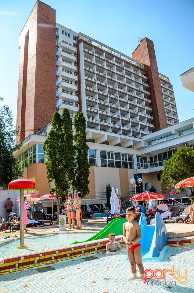 Voie bună la Hotel Termal, Hotel Termal