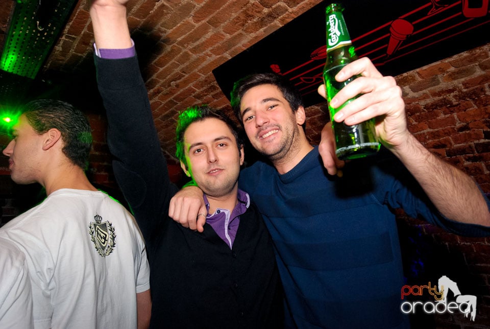Voie bună la NMD Student Party,