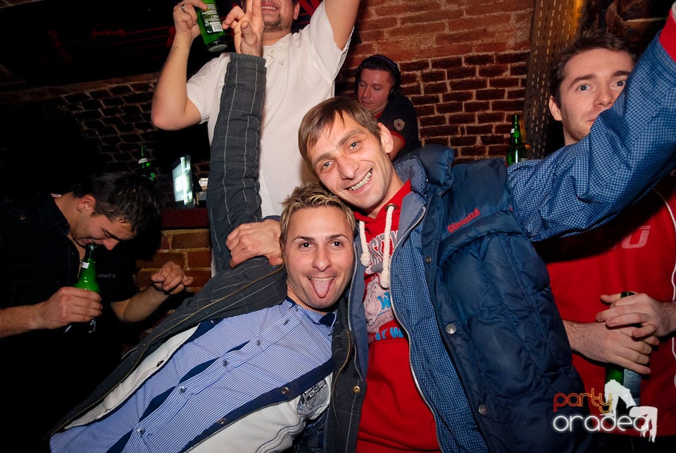 Voie bună la NMD Student Party,
